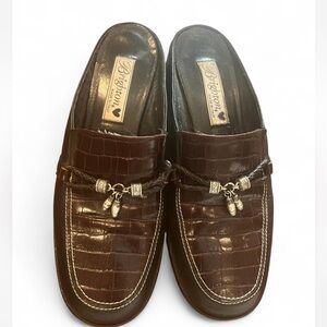 Brighton Women Brown Loafers size 7 vintage